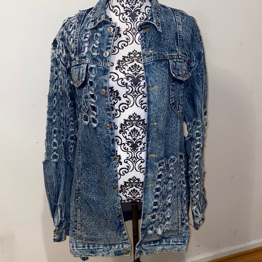 Ma Cherie Denim Distressed Jean Jacket With Belt Mid Length Size Large - Picture 13 of 16